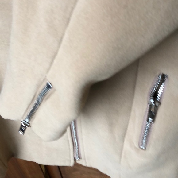 Wool coat - Picture 4 of 4